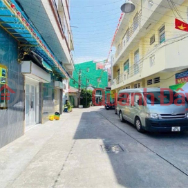 BÁN NHÀ GẦN HỒNG BÀNG,QUẬN 11,3 TẦNG,61M2,HẺM XE HƠI TRÁNH,CHỈ 8 TỶ _0