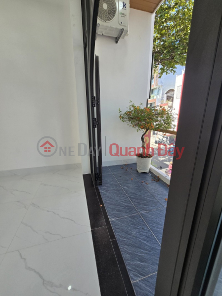 ► Nhà MT Hoàng Diệu 2 chiều, 77m2, 2 mặt thoáng, 3 tầng, 7PN, giảm sâu bán nhanh Việt Nam, Bán, đ 13,5 tỷ