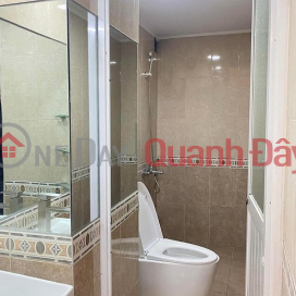CHEAP HOUSE FOR SALE Ngo Quyen, District 10, Car Alley, 33m2, Only 5 billion7 _0