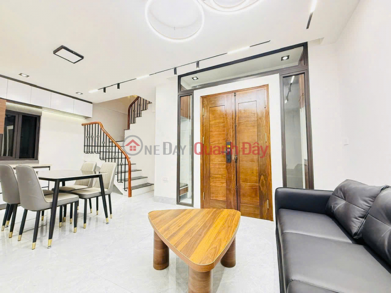 NHÀ MỚI Ô TÔ ĐỖ CỬA FULL NỘI THẤT Lý Sơn-Long Biên 50m2,5 Tầng 8.3 tỷ. Việt Nam | Bán đ 8,3 tỷ