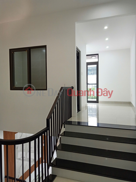 đ 3.1 Billion Beautiful House, 2 floors, car parking. Address: 339 TRUONG CHINH - THANH KHE DISTRICT - DA NANG CITY