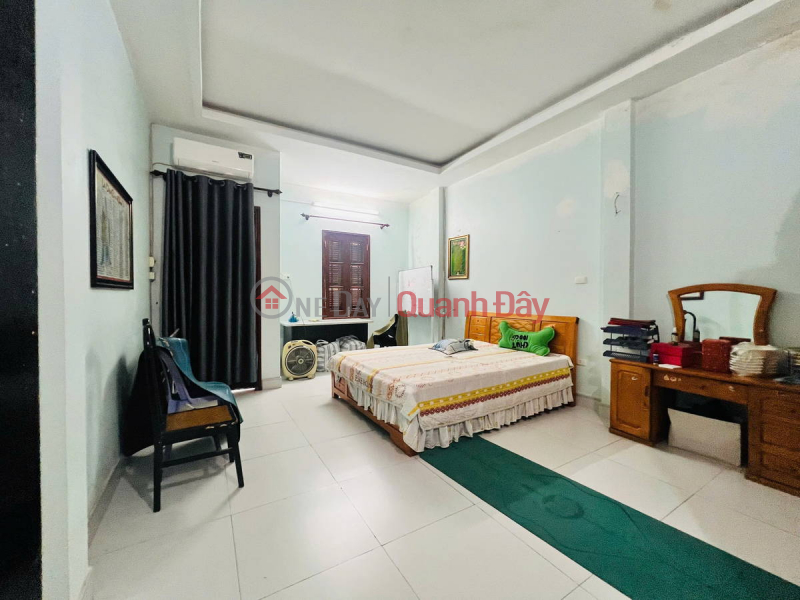  Please Select Residential, Sales Listings đ 16 Billion