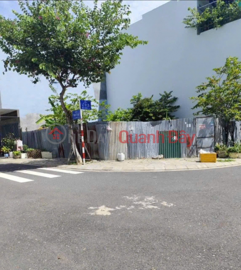 FOR SALE: PRIME CORNER PLOT ON F1 ROAD (849-8266967477)_0