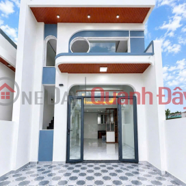 Nhà tân triều giá rẻ 1 tỷ 630 - SHR full thổ có sân ô tô rộng rãi _0