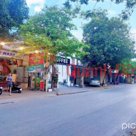ĐẤT ĐẸP - GIÁ TỐT - BÁN ĐẤT Tặng NHÀ MẶT PHỐ KINH DOANH SẦM UẤT NGÀY ĐÊM DÒNG TIỀN TỐT _0