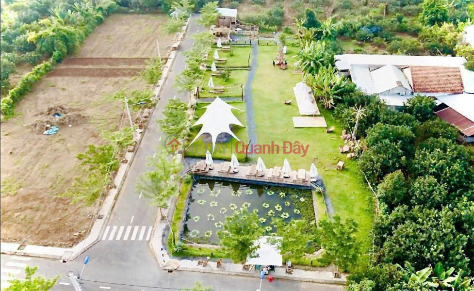 Quick sale of a 165m2 corner plot of land with 2 street frontages for 2.39 billion VND, located right near Buu Long tourist area. Vietnam | Sales | đ 2.39 Billion