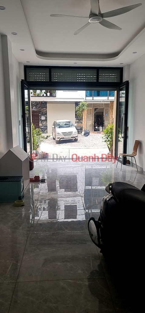 House for rent on 1st floor - Phuong Mai car alley, Kim Lien, Dong Da, area 45 m2 - Open floor - price 6 million. _0