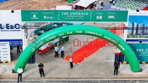 Emerald Garden Panorama – Jade Garden Area IN THE HEART OF THE CITY _0