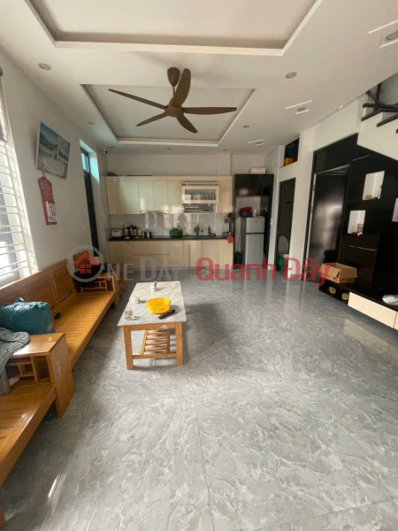 3-STOREY HOUSE, CORNER LOT, FULL INTERIOR, FULL OF FACILITIES, MODERN DESIGN | Vietnam Sales | đ 4.3 Billion