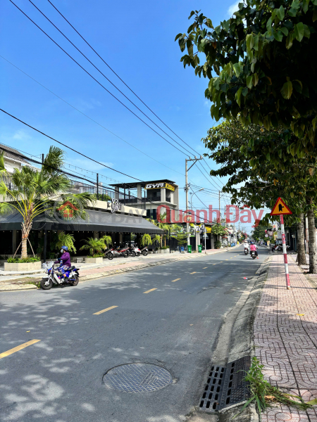 Làm ơn chọn | | Niêm yết bán | đ 5,5 tỷ