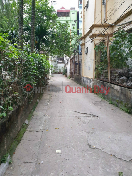 Land for sale Xuan Phuong, 137m, MT7m, near Street, 100m away from cars, Investment price Sales Listings