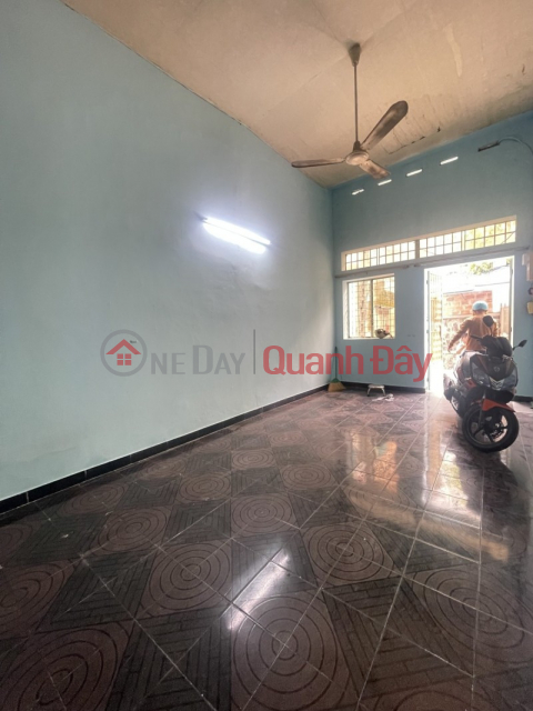 Dilapidated house for sale, level 4 house with two frontages, 6 meter alley front and back, Truong Chinh street, Cong Hoa _0