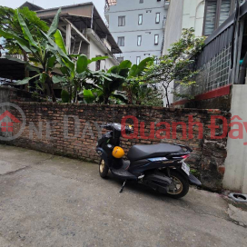 Land for sale in Ngoc Thuy, inside the dike, near the French school, 100m from the main road accessible by car, cheapest in the area. _0