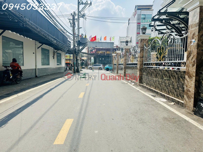 HOUSE FOR SALE IN DISTRICT 7 - NGUYEN THI THAP STREET - PAVED ROAD WIDE ENOUGH FOR CARS TO PASS EACH OTHER - 66M2 (5x13) - 4 FLOORS - 7.5 BILLION VND Sales Listings