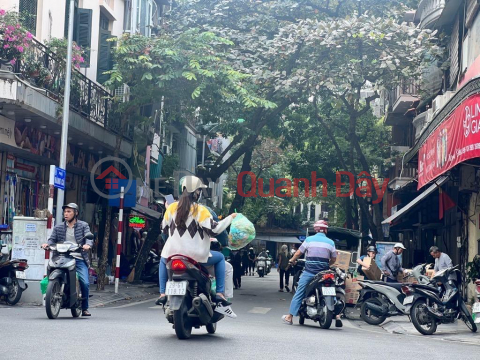 House for sale on Hoan Kiem street, 69m x 4 floors, 7m frontage, 500m from Hoan Kiem lake, 5m sidewalk, business day and night _0