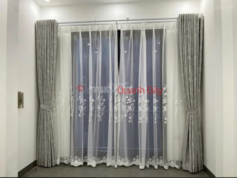 đ 9.1 Billion | OWNER NEEDS TO SELL HOUSE AT 6A, ALLEY 227\\/28\\/2 THACH BAN, LONG BIEN, HANOI