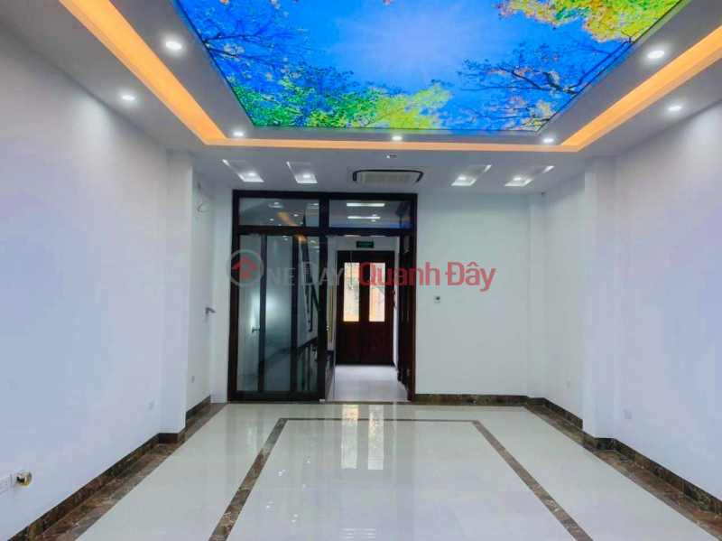 Urgent Sale - Private house on Thai Ha street - Dong Da - 71m2x7Tx MT4.85m - Nice location - Business - Price 22 BILLION., Vietnam, Sales đ 22 Billion