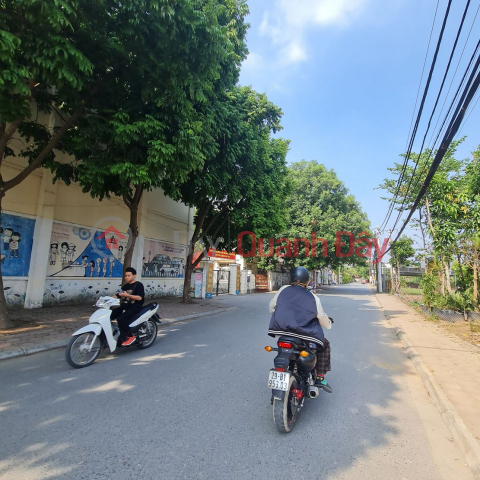 Land for sale in Da Ton, Gia Lam, Hanoi. 71m2, 4m frontage, accessible by 7-seater car, price over 5 billion VND. Contact 0392248515 _0