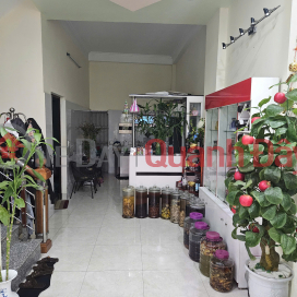 OWNER NEEDS TO SELL A BEAUTIFUL HOUSE WITH FULL FUNCTIONALITY TO MOVE TO THE STREET FRONT _0