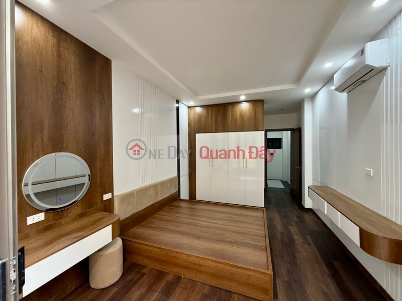 Hoang Hoa Tham Street, 36m x 5 floors, 10.9 billion VND, new house, near the main street, near West Lake. Vietnam | Sales đ 10.9 Billion