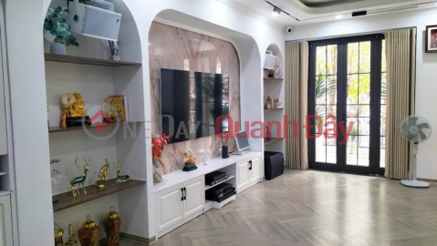 Nguyễn Hữu Thọ, cổng thành phú quý, ô tô tránh, vỉa hè, mặt tiền lý tưởng, _0