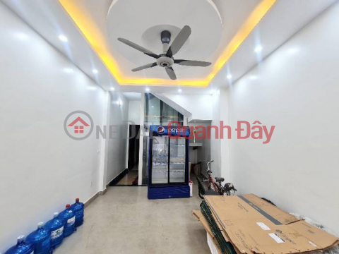 RARE ITEMS NGUYEN CHANH - LOT DIVISION - PARKING CARS - BUSINESS - THREE STEPS TO THE STREET - EXCELLENT ELEVATOR _0