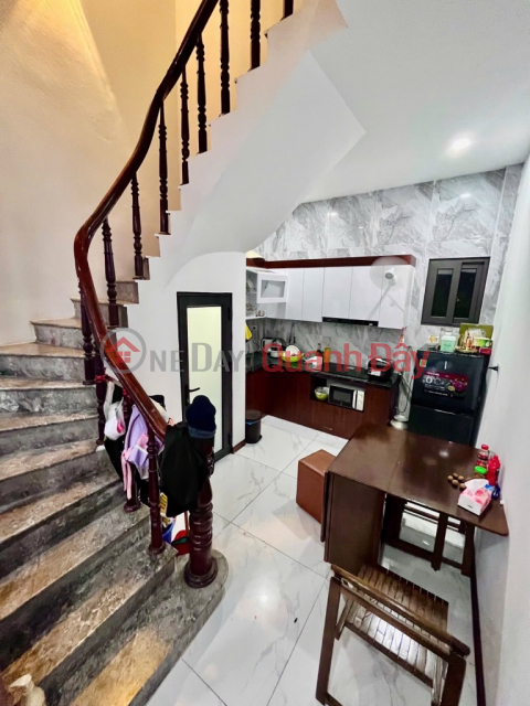 Bán nhà Hoàng Hoa Thám, Ba Đình, 40m2, 4 tầng, chỉ 10.8 tỷ _0