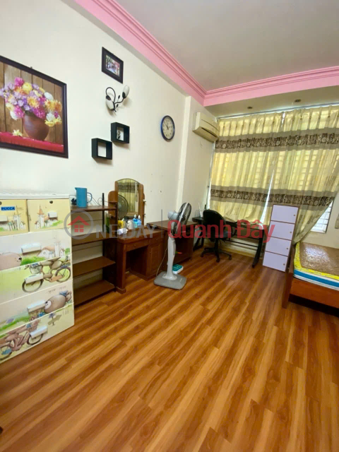 Chính chủ cho thuê nhà nguyên căn ngõ 143 Nguyễn Chính, 35m2 x 5 tầng - 3 ngủ kk _0