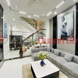 Hoang Cau house for sale, 43m2 priced at 4.7 billion, nice to live in _0