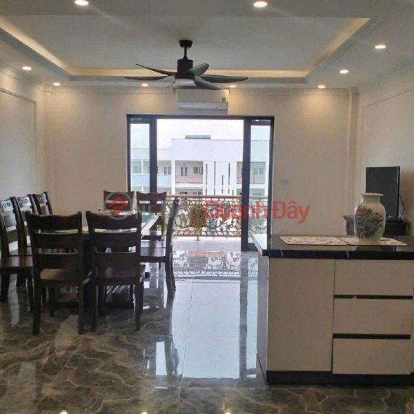 đ 21.5 Billion ONLY 1 UNIT LEFT - CENTRAL SAIGON, LONG BIEN - SUPER BEAUTIFUL, EXTREMELY RARE - 7 FLOORS - CAR ACCESS