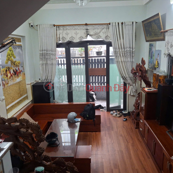 BEAUTIFUL 3-BEDROOM HOUSE - 2 FLOORS, LAND AREA 80M2 - HAI CHAU CENTER - CAR 20M AWAY - GOOD PRICE 3.7 BILLION Vietnam Sales đ 3.7 Billion