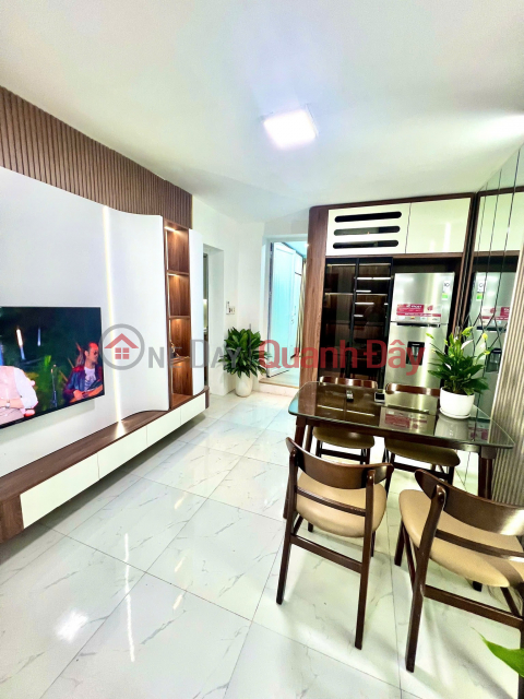 Tập thể Mai Dịch, Cầu Giấy 70m 2PN 2WC, Mới xịn, chỉ 3.68 tỷ _0
