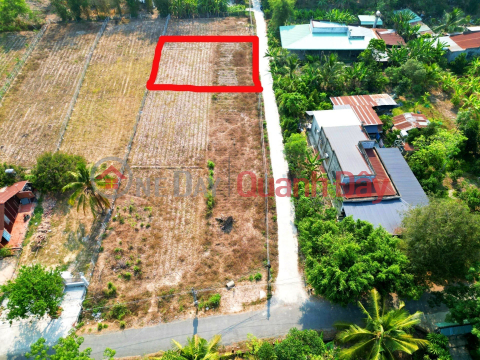 We have a piece of land next to Hiep Thanh Industrial Park with the price from only 7xx million VND per plot available in Go Dau Tay Ninh _0