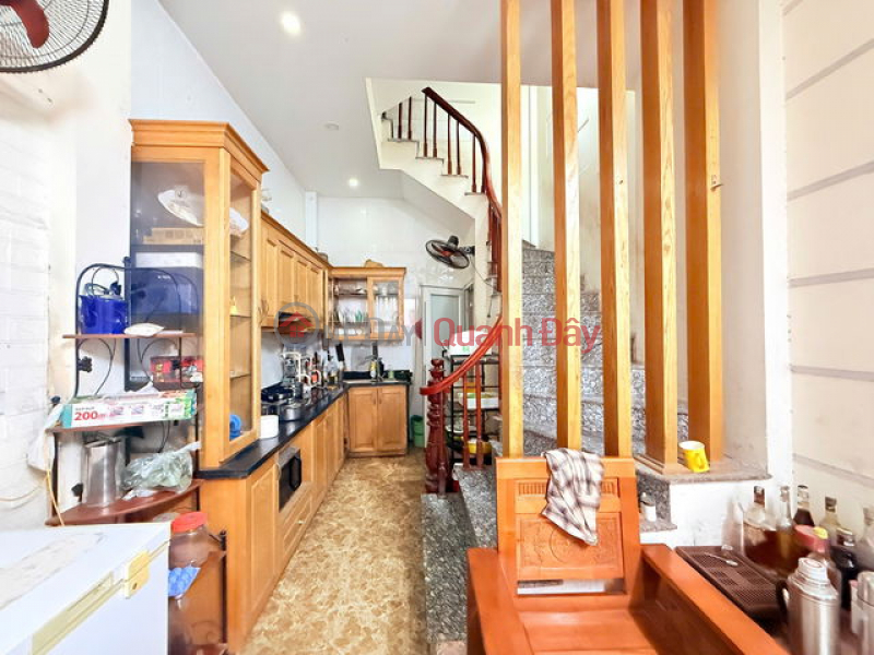 Bán Nhà 6 Tầng Hồ Tây - 2 Mặt Thoáng - Gần Phố - Gần Hồ Tây, Việt Nam Bán | đ 8 tỷ