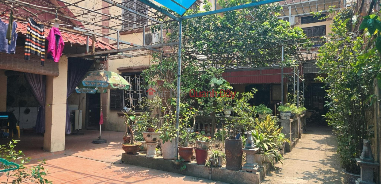 đ 54 Billion, House for sale on Ngoc Thuy street, 1 car-avoiding alley, 325m2, expanding to the back, full residential land