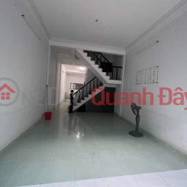 HOUSE FOR RENT IN DUONG TU MINH. TOURIST AREA NEAR THE SEA _0