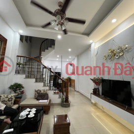 SIÊU HIẾM! NHÀ ĐẸP Ở NGAY- NGÕ THÔNG- HOÀNG NGÂN, THANH XUÂN -- 5M RA OTO -GẦN HỒ, TRƯỜNG, CHỢ _0