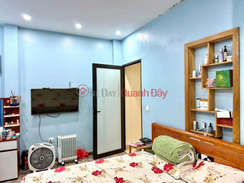 đ 8 Billion, Private house for sale in Nhan Hoa Nhan Chinh Thanh Xuan Hanoi 8 billion 46 m2 super bargain price