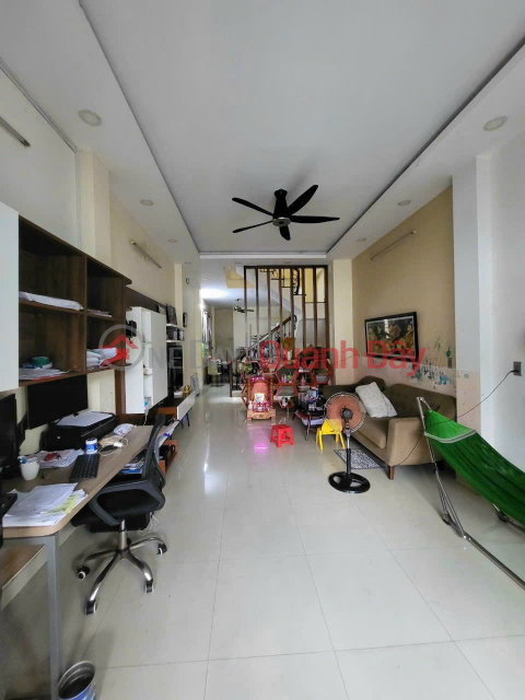 OWNER NEEDS TO SELL QUICKLY Beautiful House Near Street Market In District 12, HCMC _0