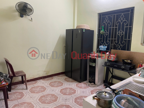 Cho thuê nhà nguyên căn – ngõ 279 Hoàng Mai, 50m² x 3 tầng, 3PN, 2 WC, 8.5 Triệu _0