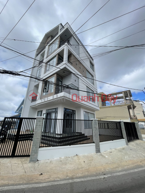 Cần Bán căn nhà mới hoàn thiện mặt tiền đường Cổ Loa, P2, Đà Lạt _0