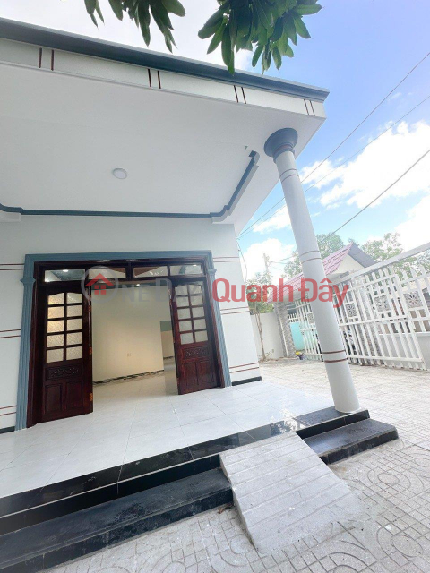 OWNER NEEDS TO SELL HOUSE QUICKLY, Beautiful Location In Nha Be - HCM _0