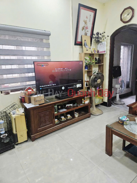 Rare house for sale in Hoang Hoa Tham, Ba Dinh, 55m², near the street, near cars, price 9 billion Sales Listings