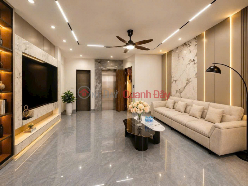 PHÚC LỢI 50m2 – LÔ GÓC – GARA Ô TÔ – THANG MÁY – FULL NỘI THẤT Việt Nam | Bán đ 10,7 tỷ