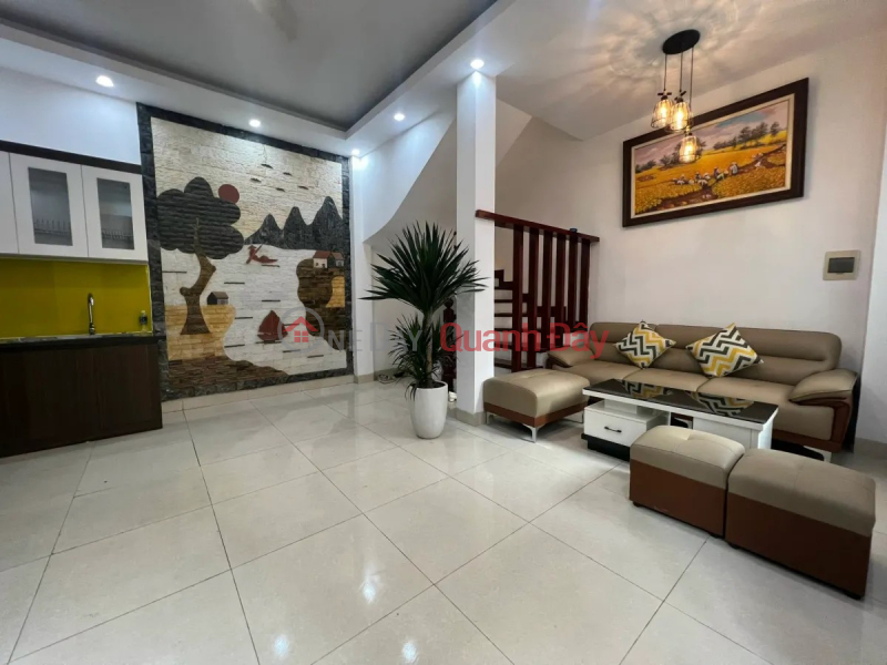 HOUSE FOR SALE: Tran Cung. Area: 30m2 - 5 floors - Area 5.9m - 5.2 billion Sales Listings