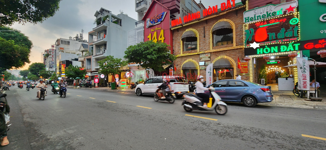 House for rent on Tan Son Nhi Street, Tan Phu District, 100m² - EXTREMELY BUSY AREA Vietnam Rental | đ 35 Million/ month