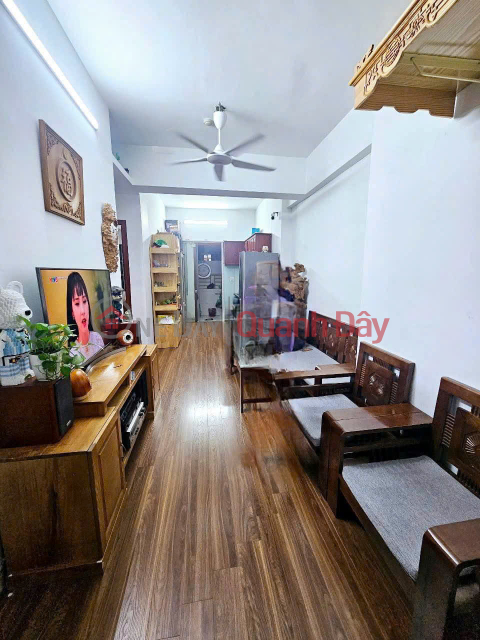 OWNER SELLS LOW-FLOOR APARTMENT, DAI THANH URBAN AREA, BUSY AREA 1.97 BILLION _0