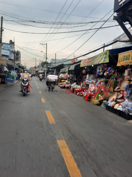 RIGHT AT BUI DUONG LICH MARKET - DETERMINED TO SELL LAND - A FEW STEPS TO THE MAJOR STREET - BUYING AND BUILDING IS VERY SUITABLE | Vietnam Sales | ₫ 2.65 Billion