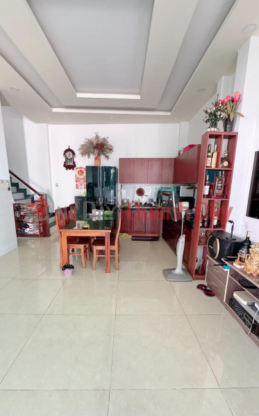 Owner needs to quickly sell 3-storey house on Oto Street, Vinh Hiep Commune, Nha Trang | Vietnam Sales đ 2.5 Billion