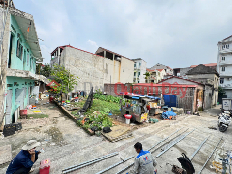 Bán đất tổ 1, Chi Đông, Mê Linh. Ô tô đỗ cửa. Chia 3 lô đẹp. Vị trí trung tâm thị trấn _0